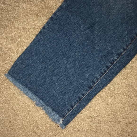 Jeans - Picture 2 of 6